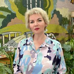 Моисеенкова Елена